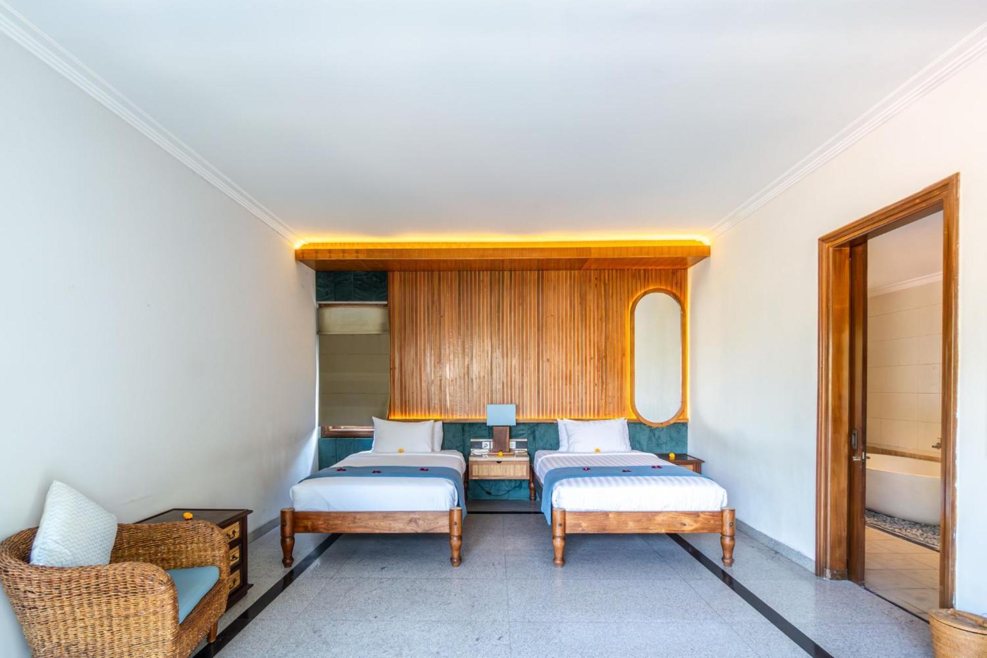Kecapi Villa Seminyak By Ini Vie Hospitality Exterior photo