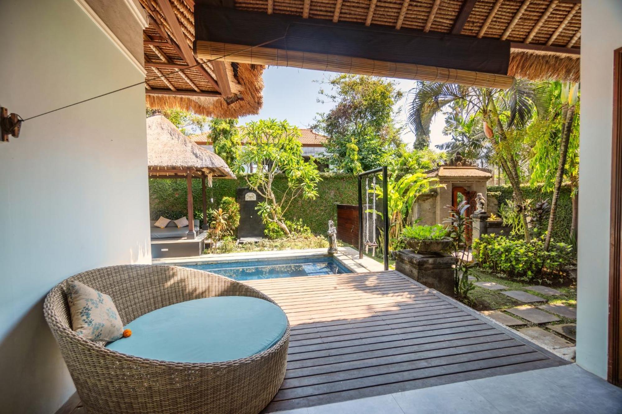 Kecapi Villa Seminyak By Ini Vie Hospitality Exterior photo