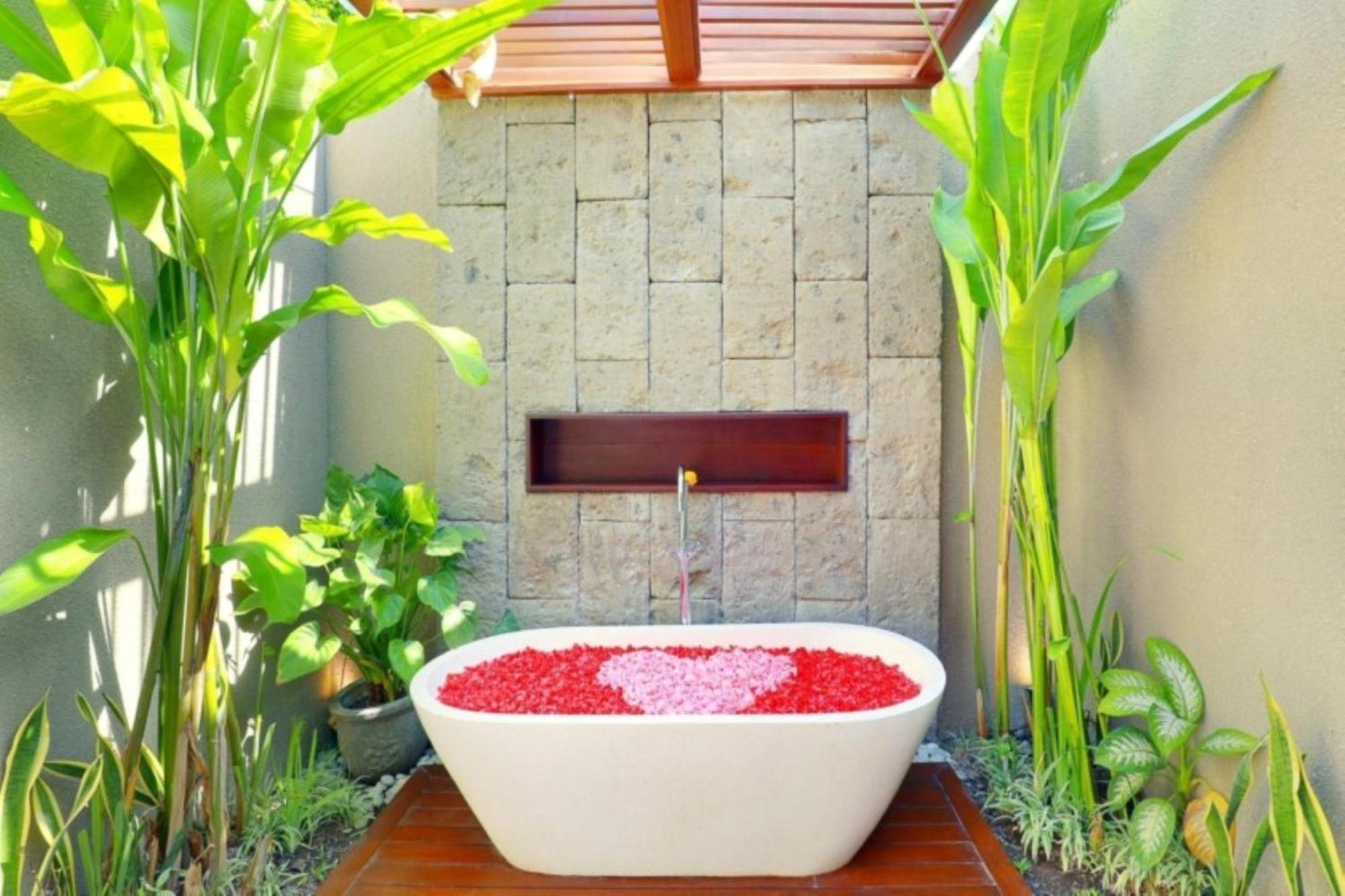 Kecapi Villa Seminyak By Ini Vie Hospitality Exterior photo